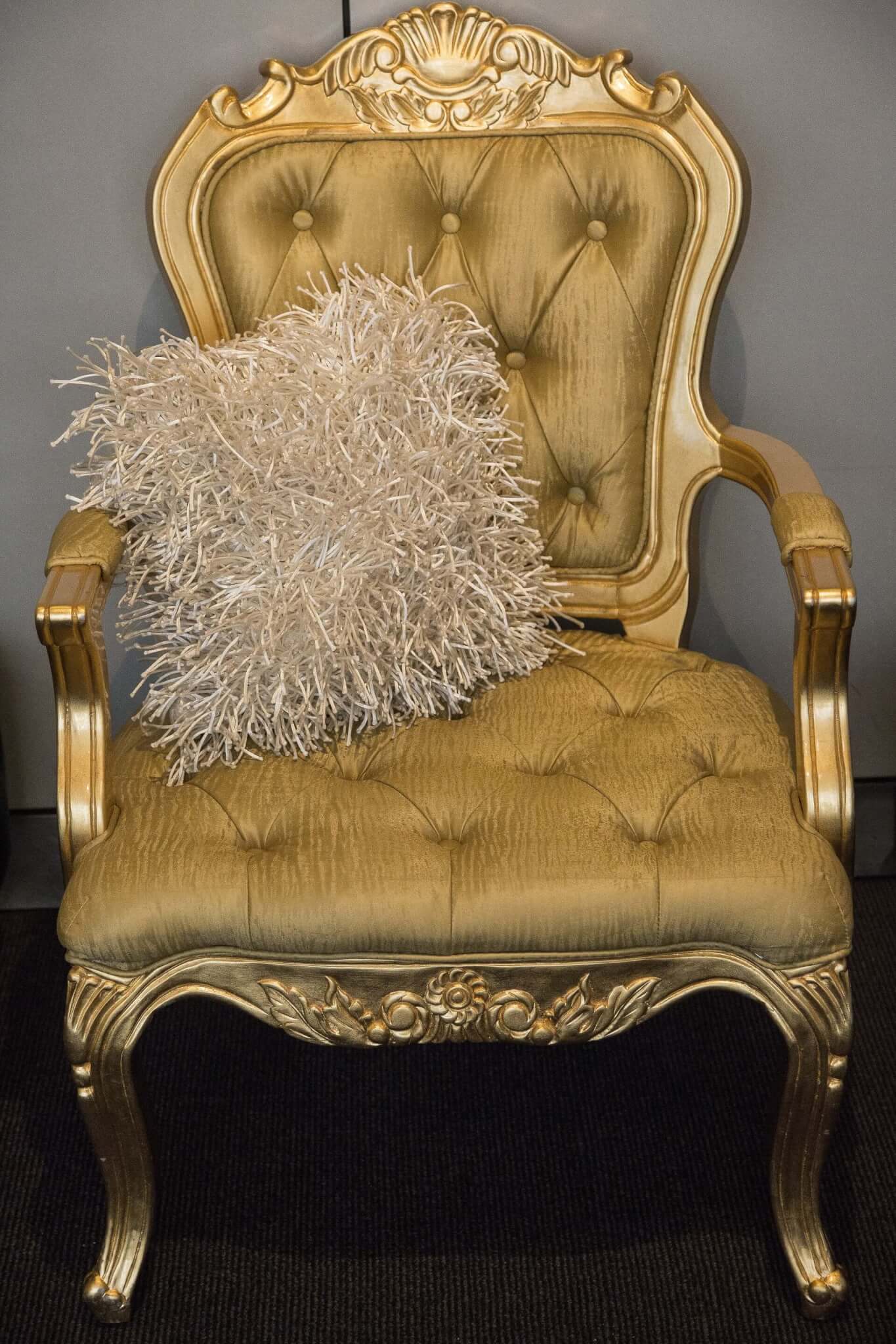 Versailles Armchair – Gold – 71cmW x 106cmH