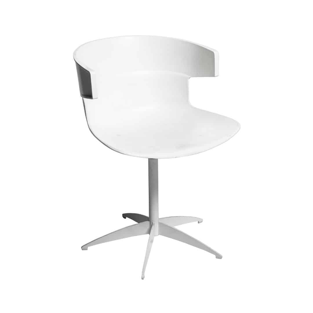 Bucket Swivel Chair – White
