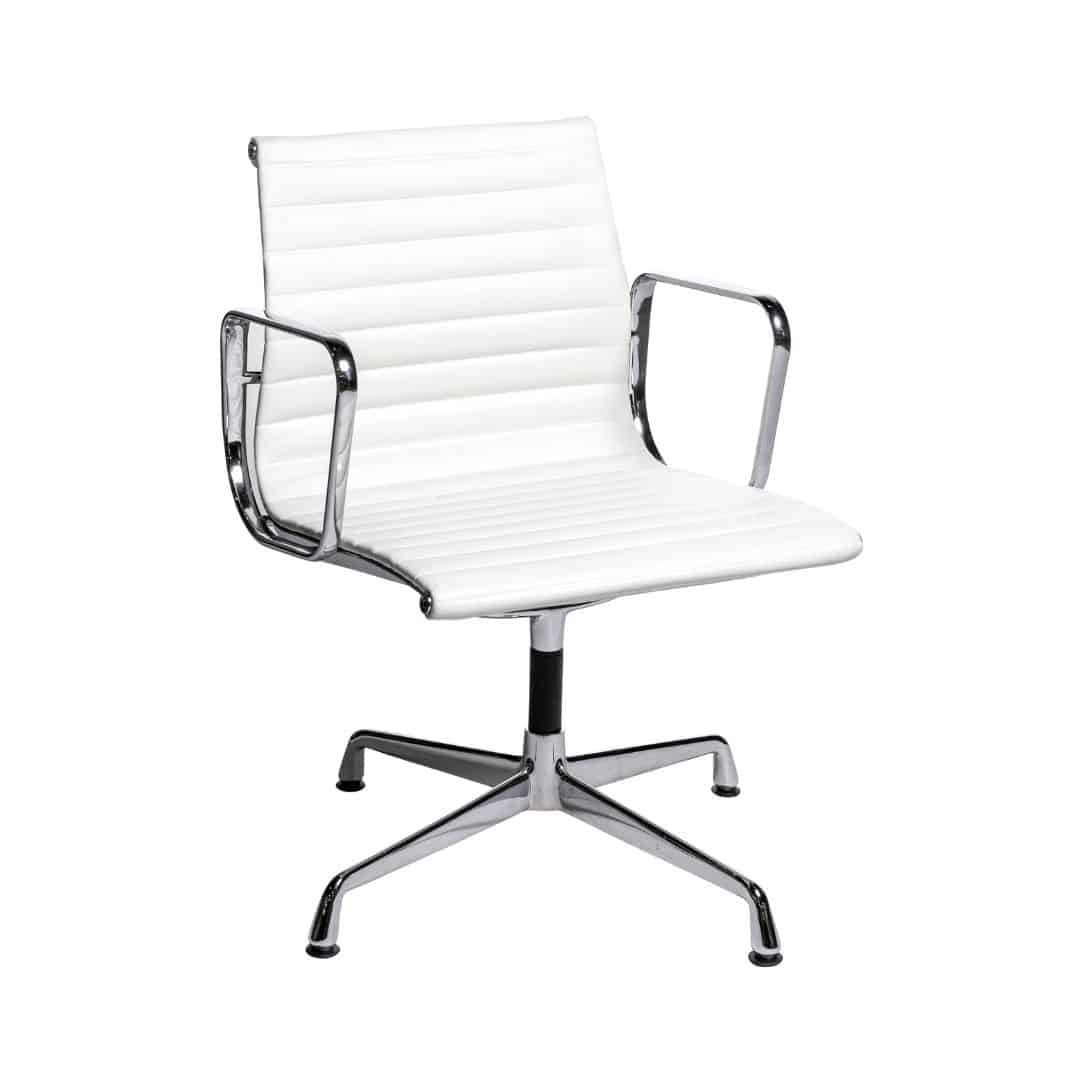 Executive Office Chair – White Leather Look