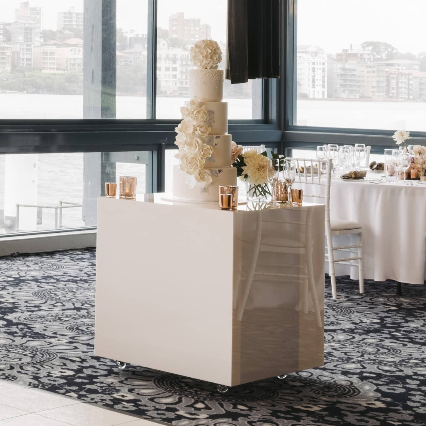 Cake Table – White Acrylic – 75cmW x 75cmH