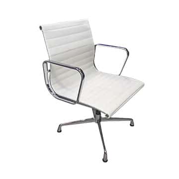 Executive Office Chair – White Leather Look – 56cmW x 46cmD x 81cmH