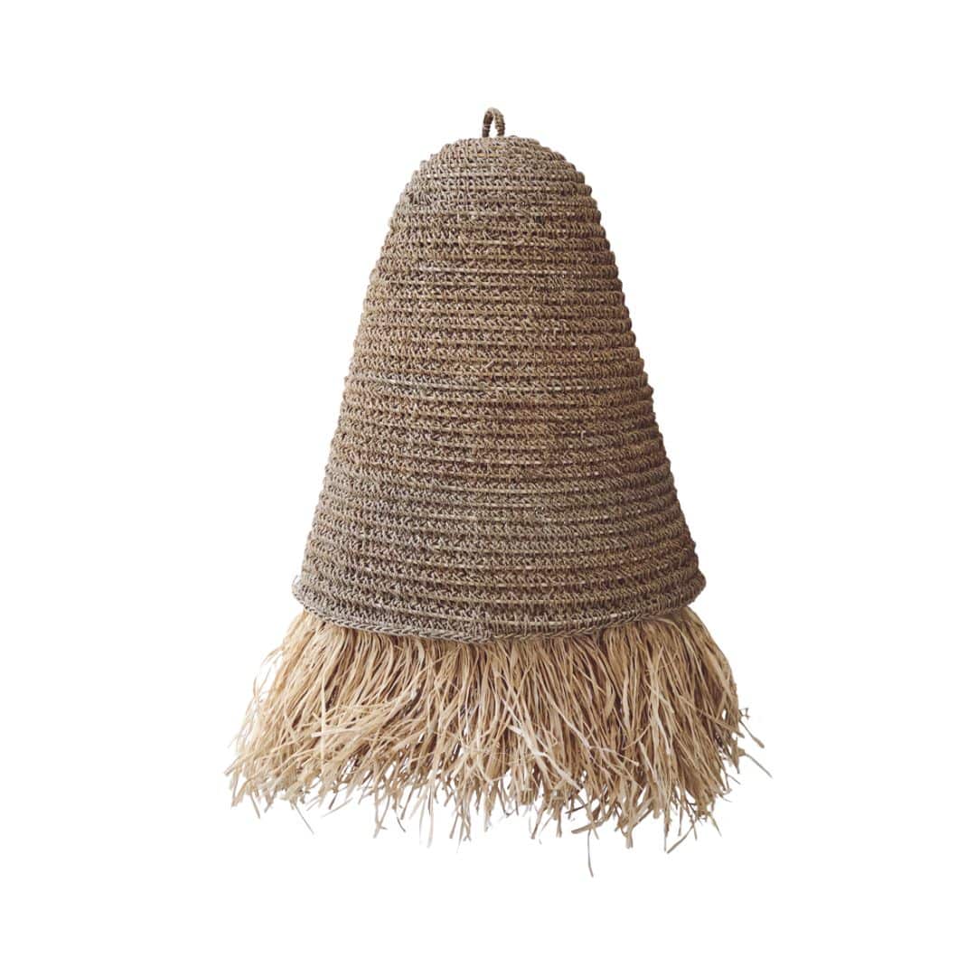 Willow Pendant – 41cmW x 61cmH